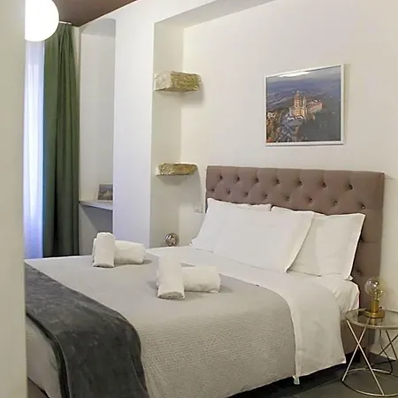 Porta Nuova Luxury Отель