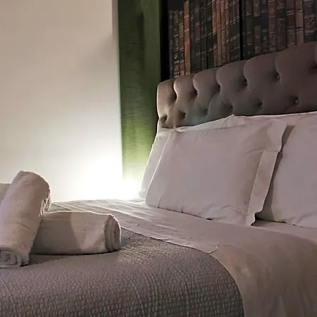 Porta Nuova Luxury Отель *