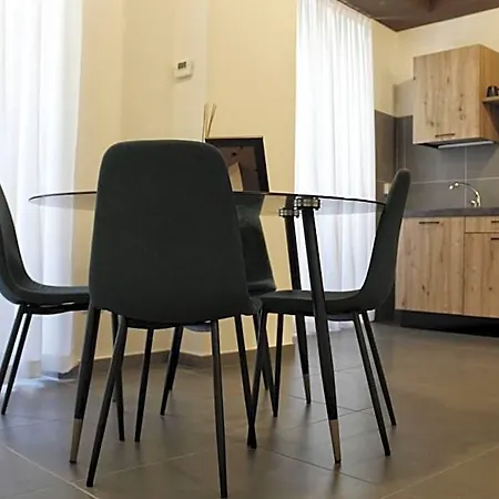 Porta Nuova Luxury Отель *