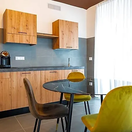 Отель Porta Nuova Luxury Турин